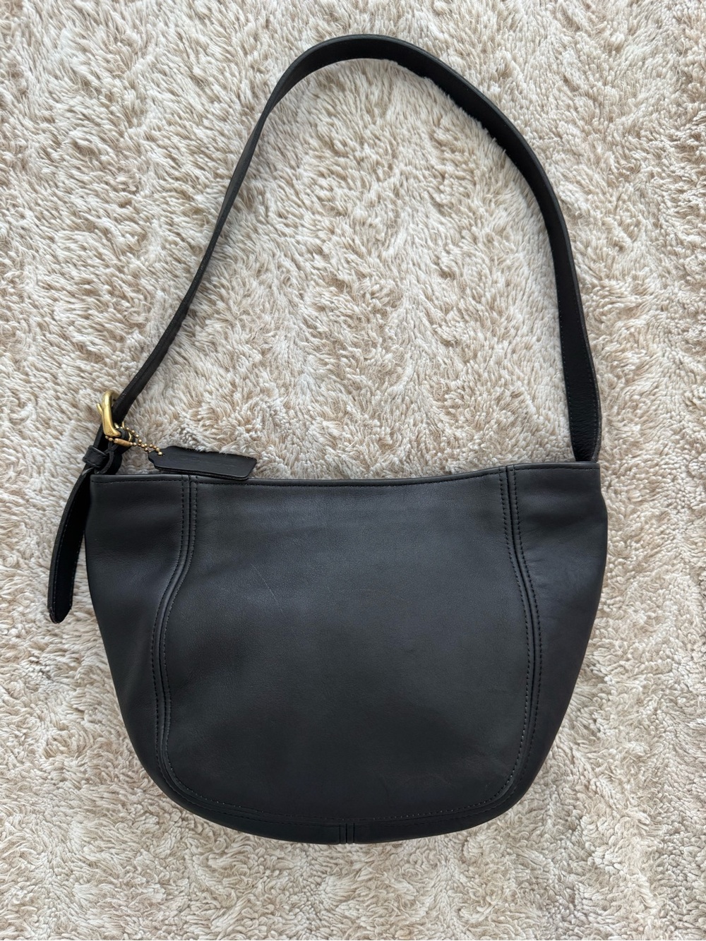 Vintage Coach Black Leather Shoulder Bag